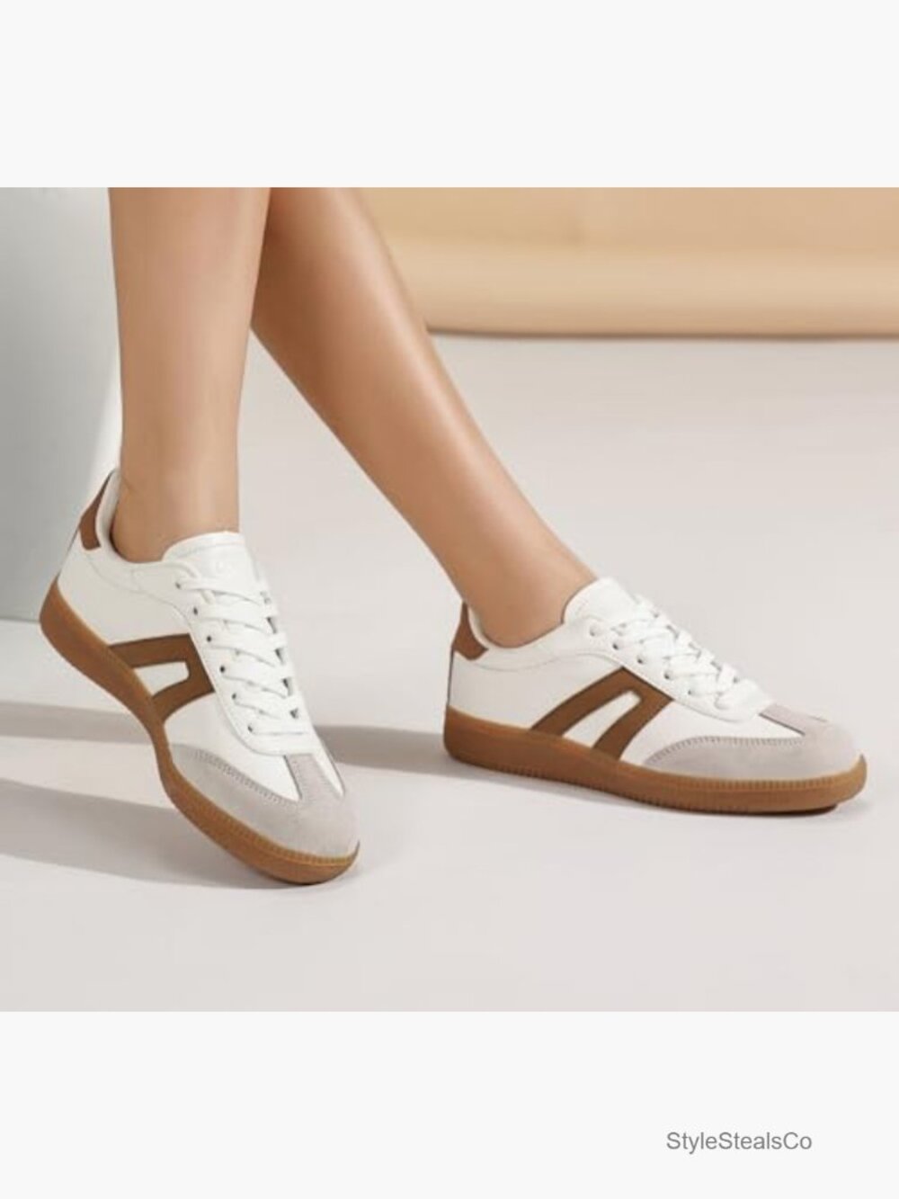 Retro Lace Detail Walking Sneakers - Fashion Shoes - Picture 2 of 7
